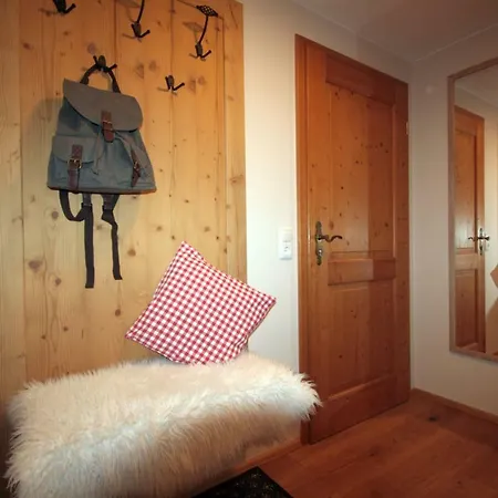Allgaeu-moni Apartment *